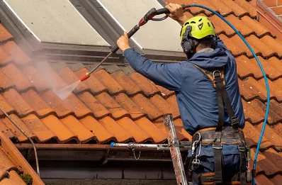 Démoussage et hydrofuge de toiture à Estrebay